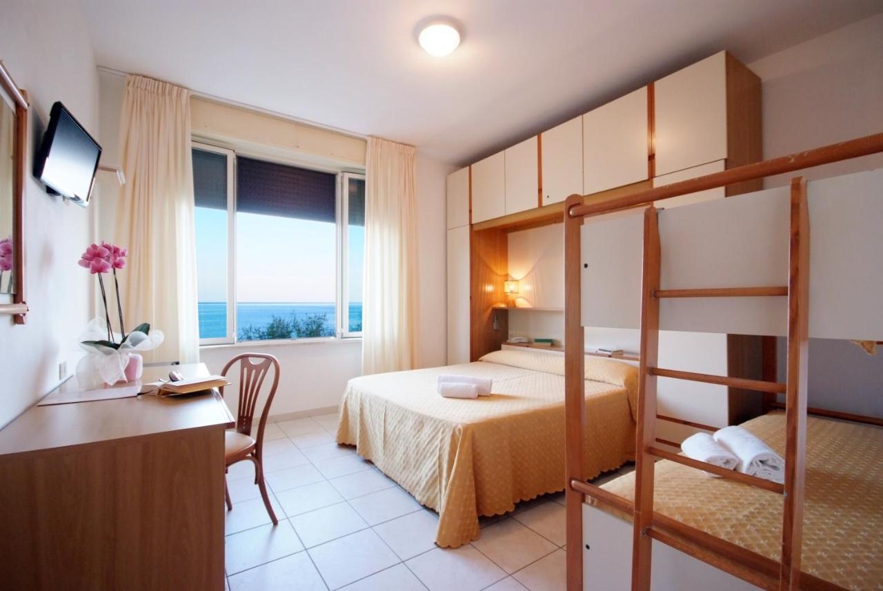 Hotel La Stella Seccheto Exterior photo