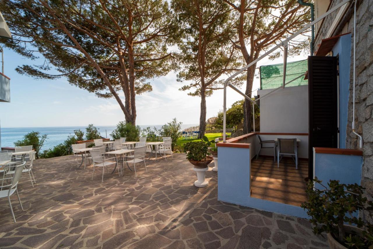 Hotel La Stella Seccheto Exterior photo