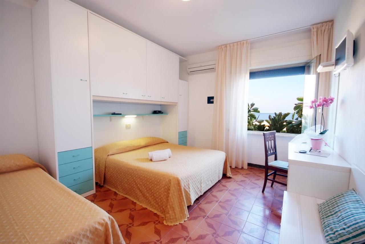 Hotel La Stella Seccheto Exterior photo